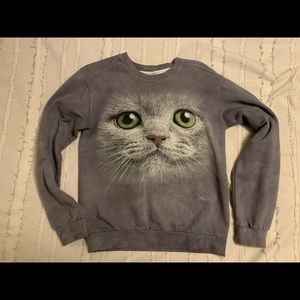 The mountain- Urban outfitters- Cat Sweatshirt 🐈